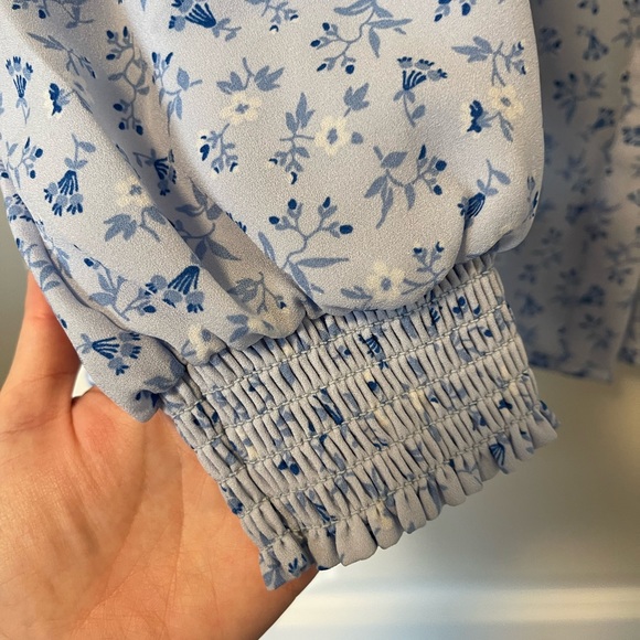 Blue Floral Chase Blouse - Picture 5 of 5